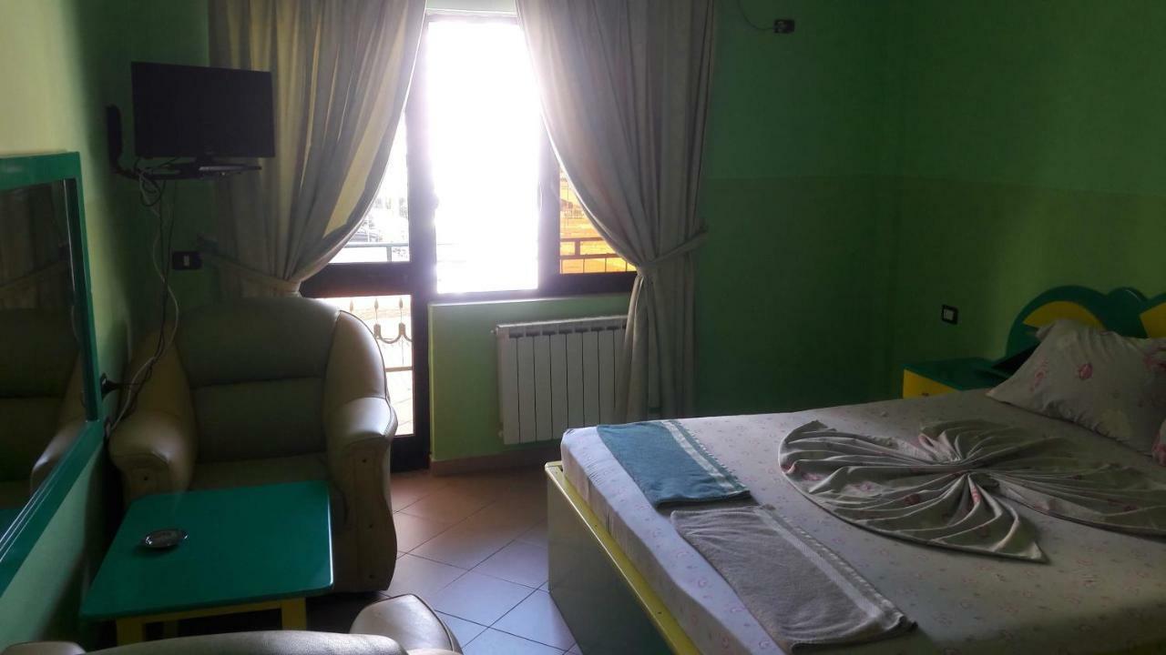 Hotel Europa Lezhë 外观 照片