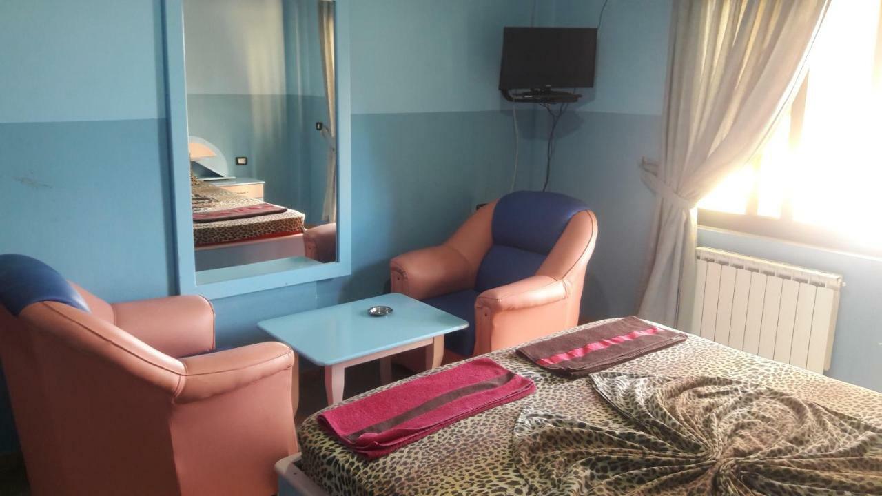Hotel Europa Lezhë 外观 照片