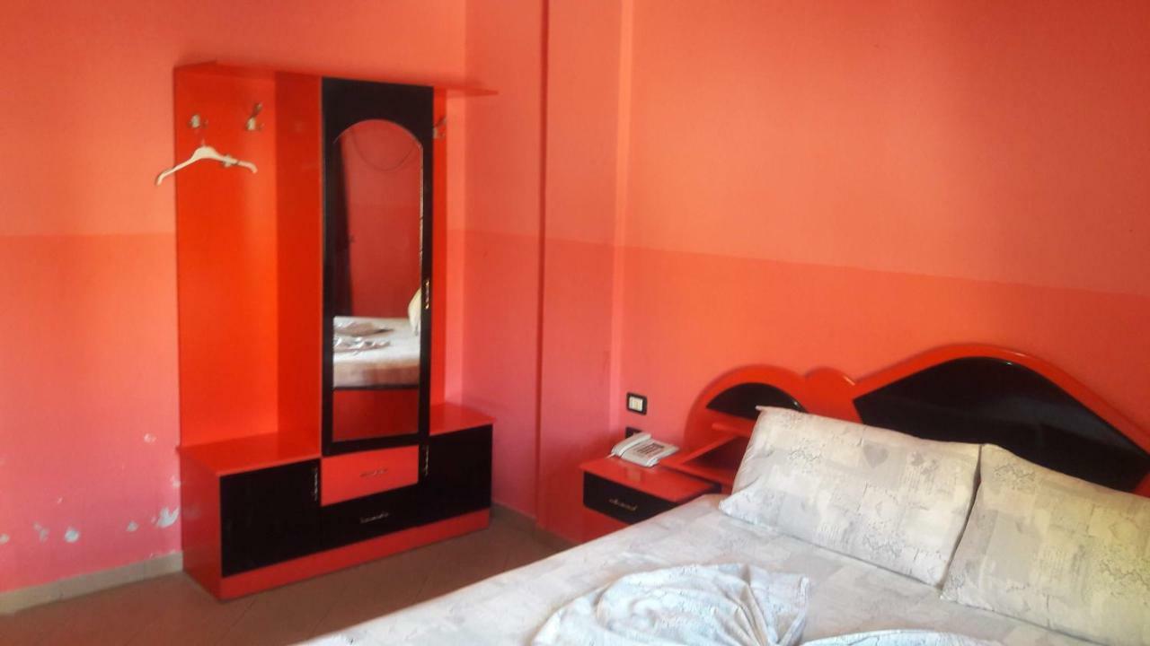 Hotel Europa Lezhë 外观 照片