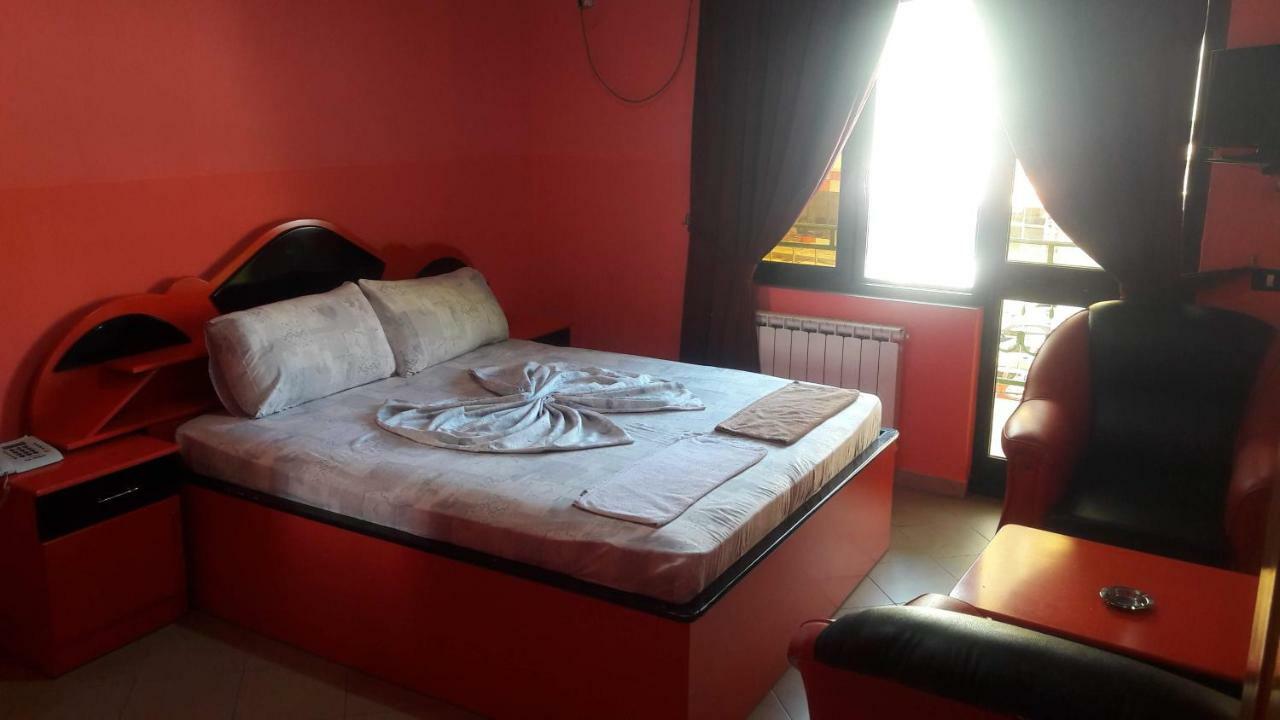 Hotel Europa Lezhë 外观 照片