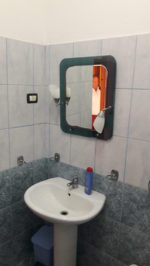 Hotel Europa Lezhë 外观 照片